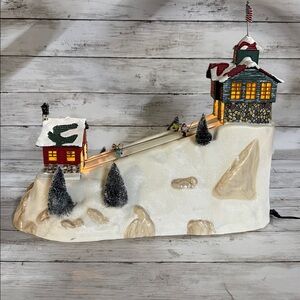 AS IS Mr Christmas Ski Hill St. Nicholas Square Village Lift Doesn’t Work READ